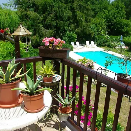 לינה וארוחת בוקר La Bonne Frayssinet