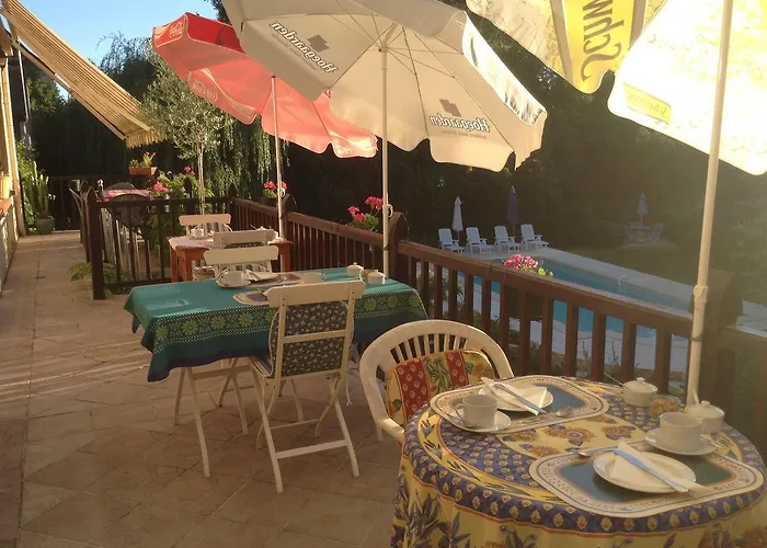 La Bonne Bed & Breakfast *